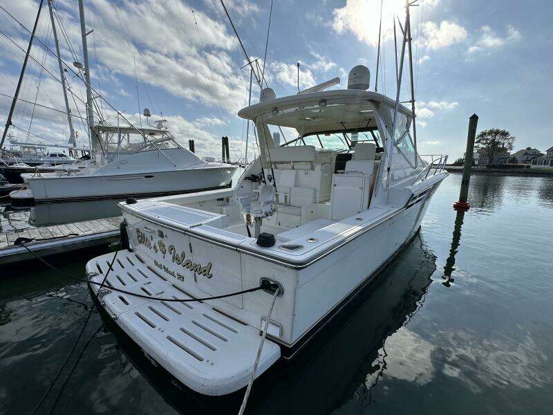 2001 Tiara Yachts 4300 Open
