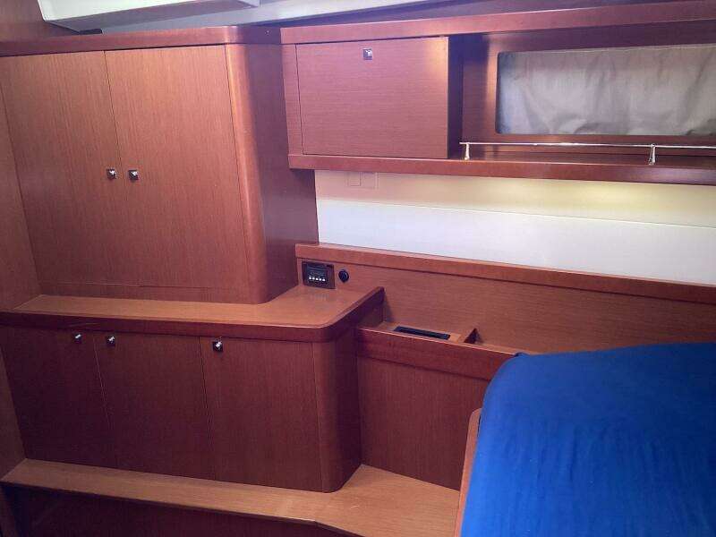 2012 Beneteau Oceanis ICW