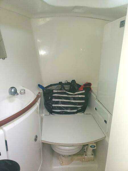 2003 Beneteau Center Cockpit