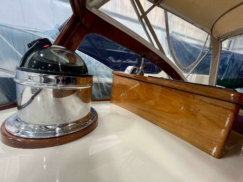 1980 Dyer 29 Bass Boat