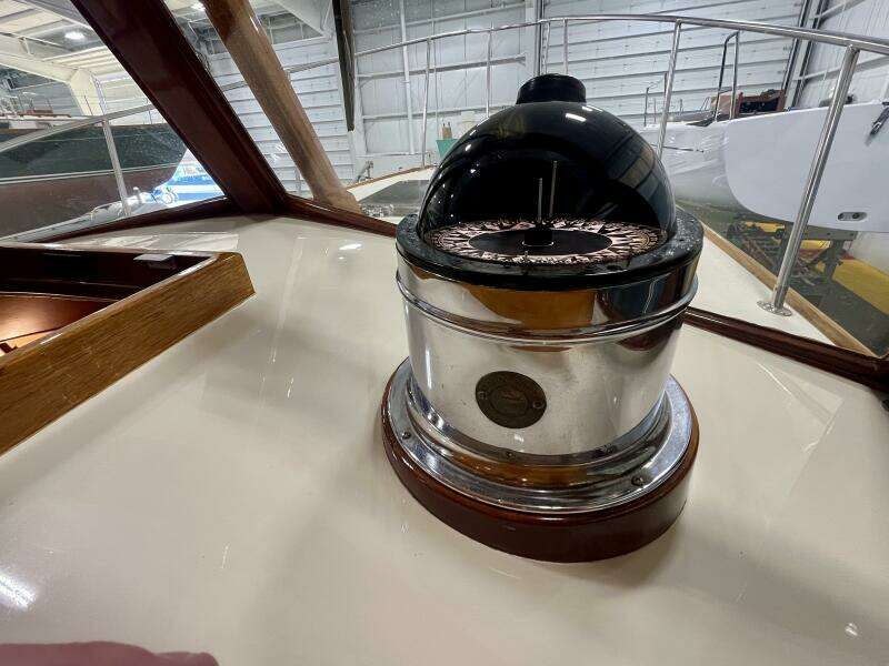 1980 Dyer 29 Bass Boat