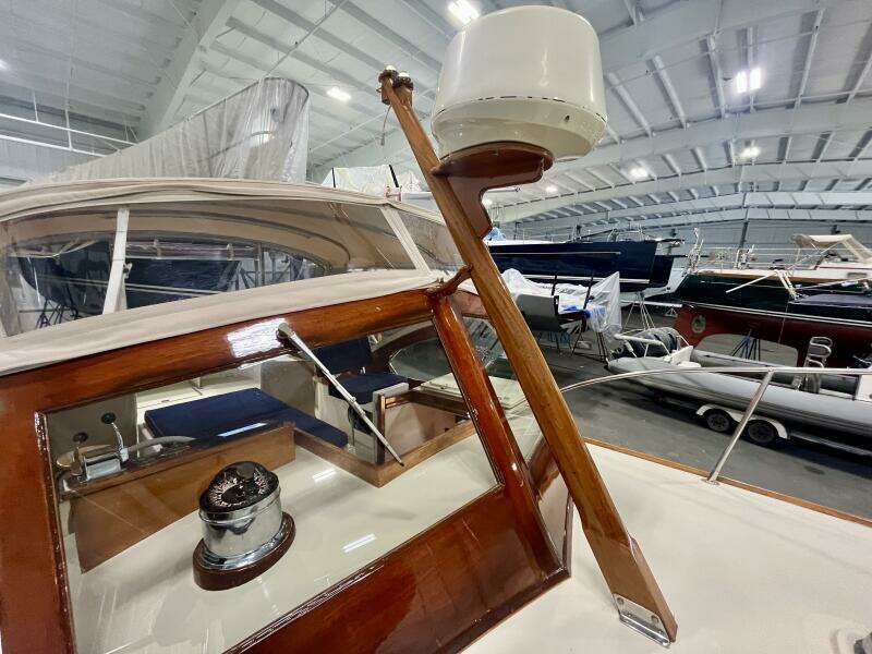 1980 Dyer 29 Bass Boat