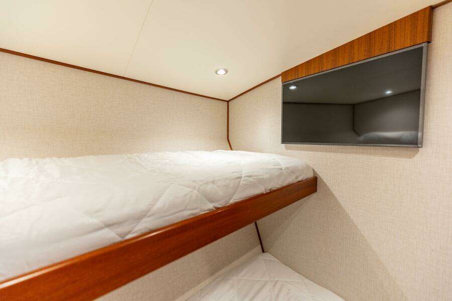 2006 Jim Smith 68 Convertible- STBD Forward Bunks