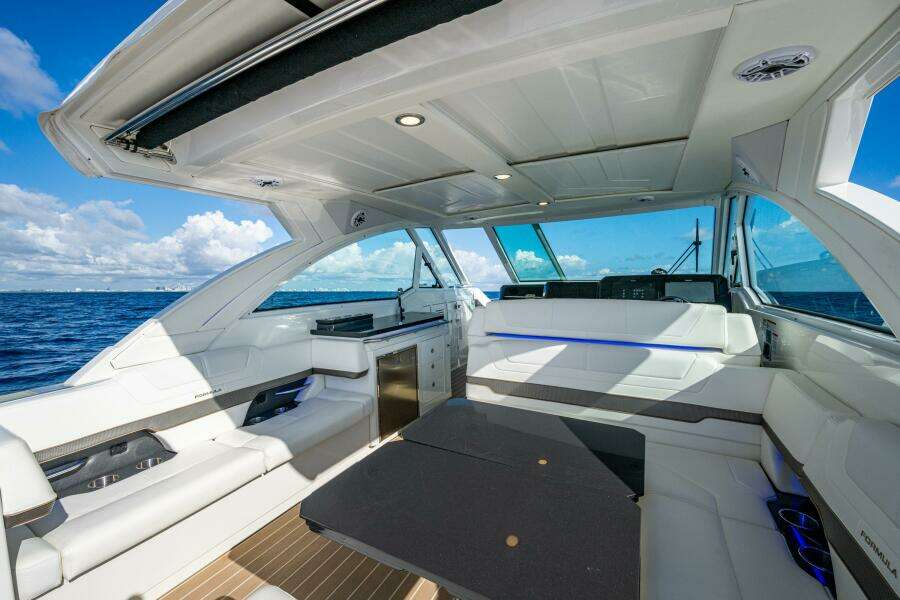 2022 Formula 380 ssc