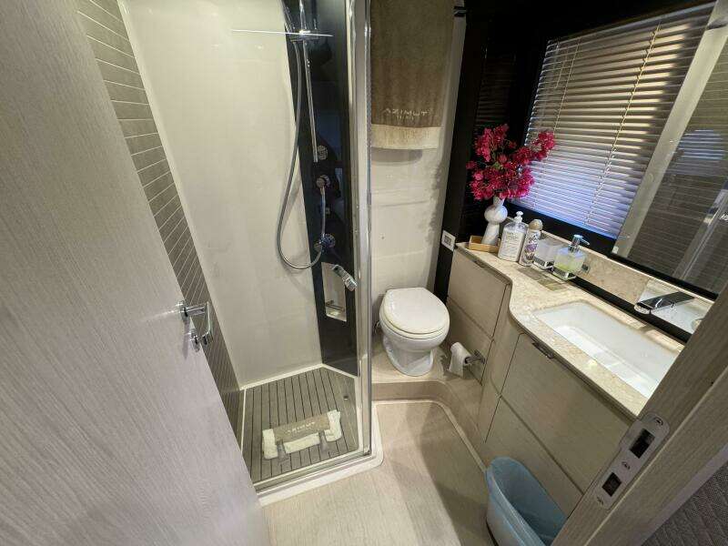 2018 Azimut 66 Flybridge