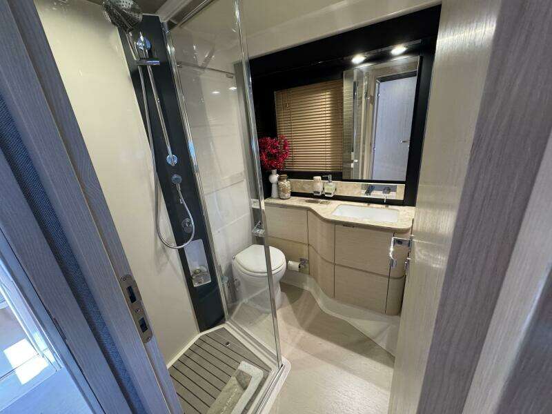 2018 Azimut 66 Flybridge