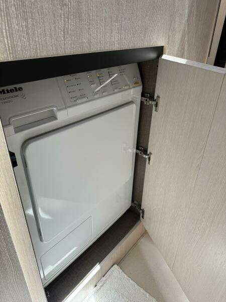 2018 Azimut 66 Flybridge