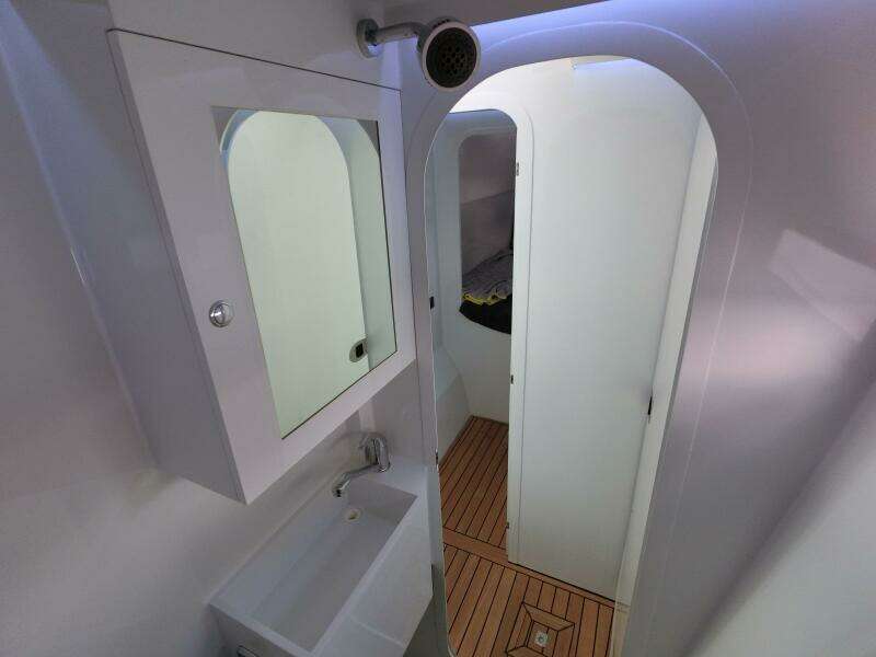 2017 Grainger Barefoot 40