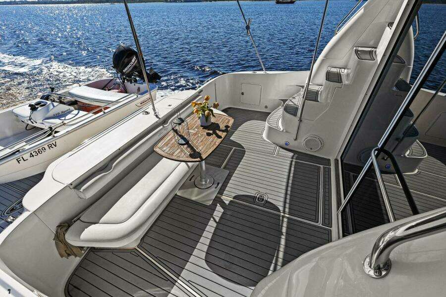 1998 Sea Ray 480 Sedan Bridge