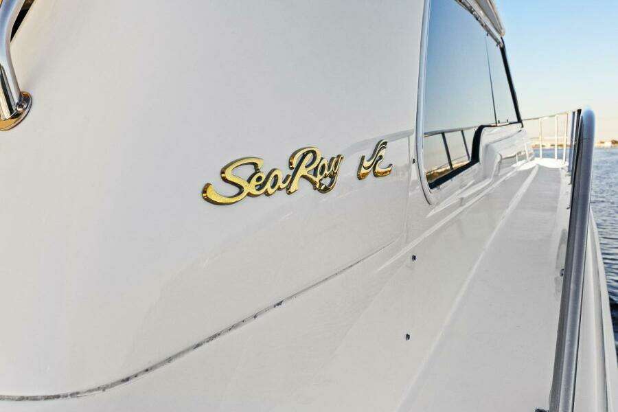 1998 Sea Ray 480 Sedan Bridge