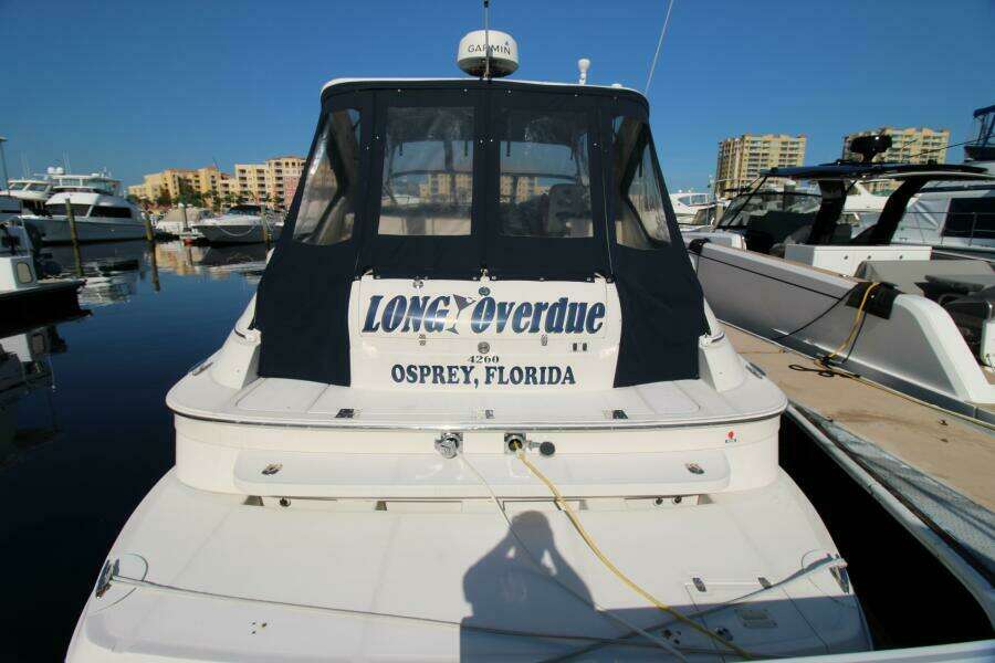 2002 Regal 4260 Commodore