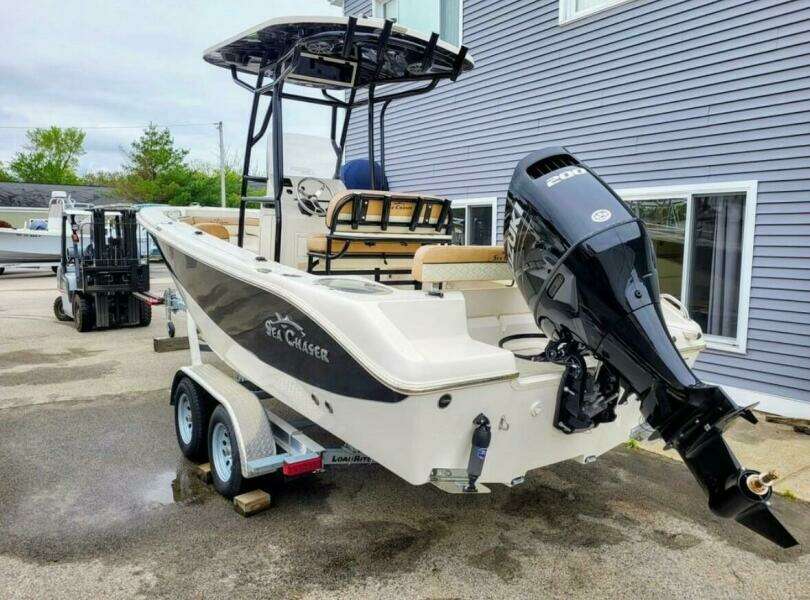 2023 Sea Chaser 22 HFC