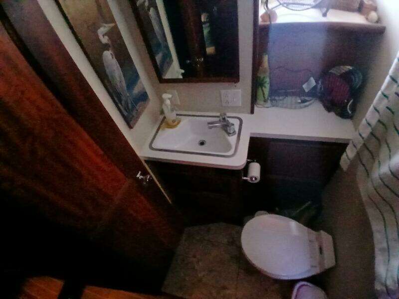 1977 Hatteras 48 LRC