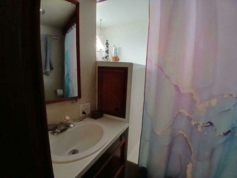 1977 Hatteras 48 LRC