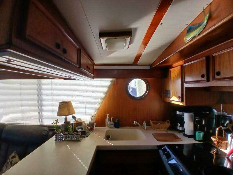 1977 Hatteras 48 LRC