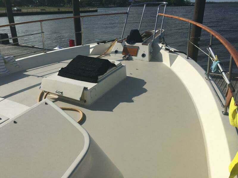 1977 Hatteras 48 LRC