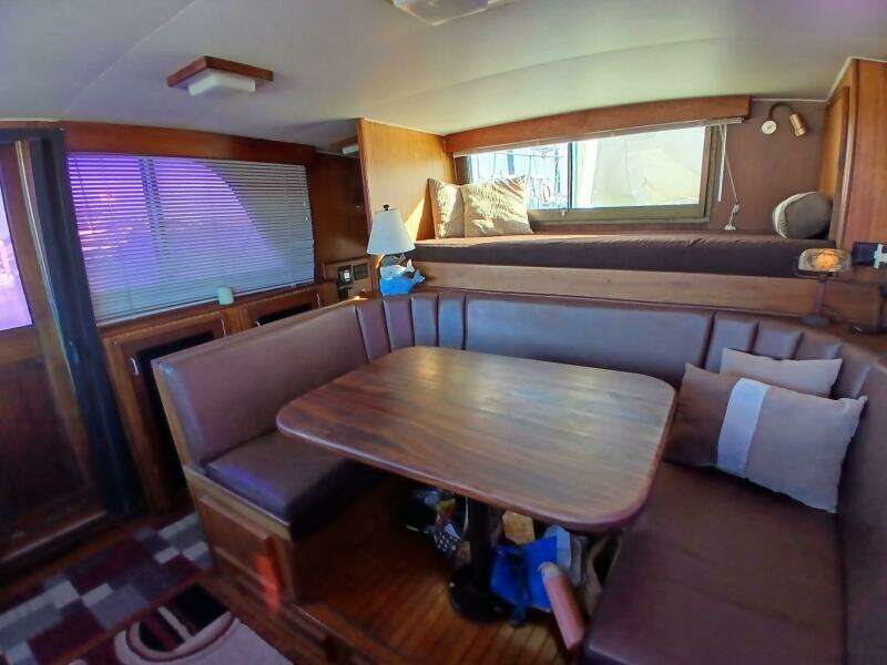 1977 Hatteras 48 LRC