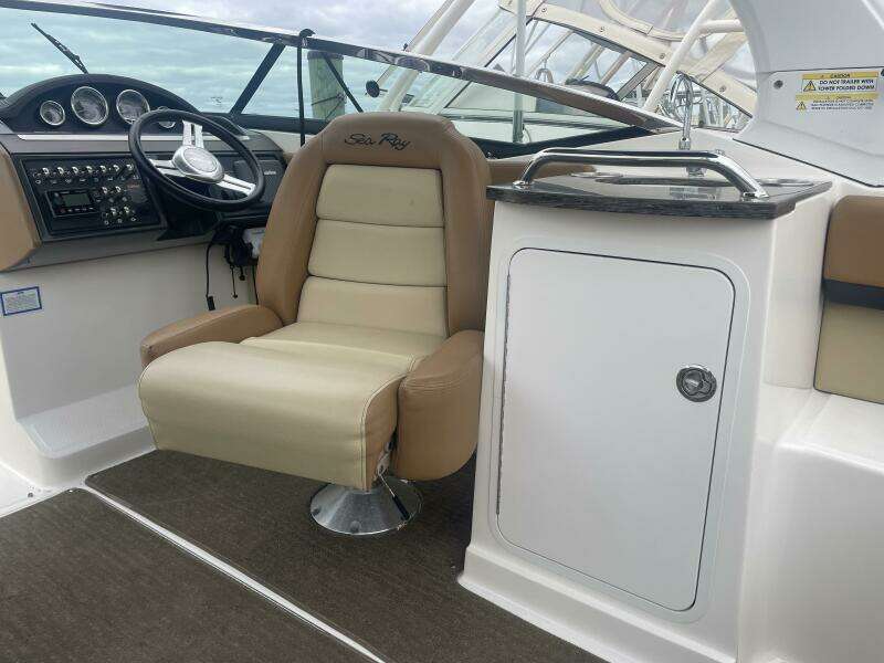 2014 Sea Ray 250 SLX