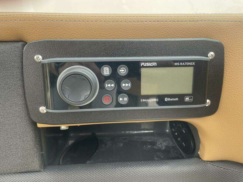 2014 Sea Ray 250 SLX