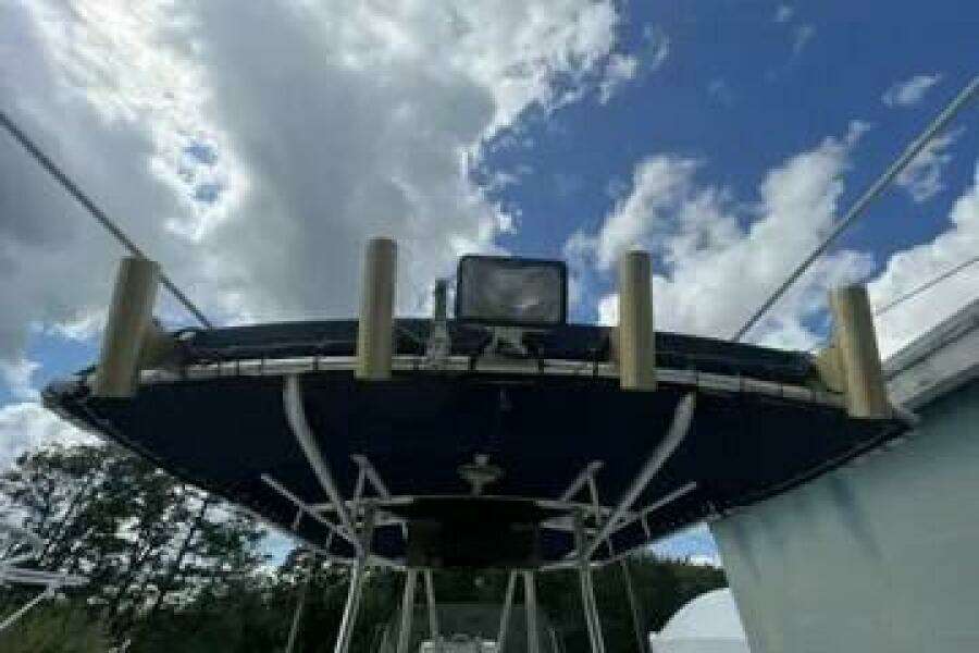 2002 Boston Whaler 21 Outrage