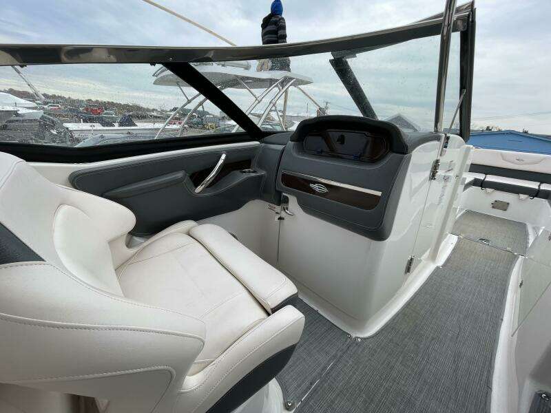 2017 Chaparral 307 SSX