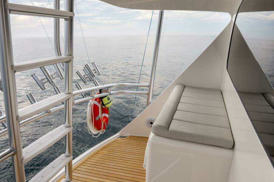 2018 Viking 80 Enclosed Bridge - SILVERTIME