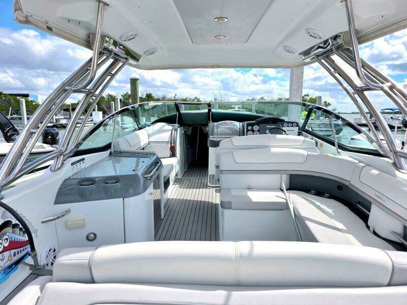 2015 Formula 350 Crossover Bowrider