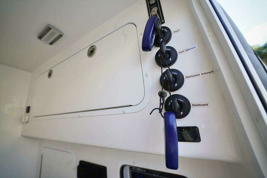 2024 Invincible Catamaran