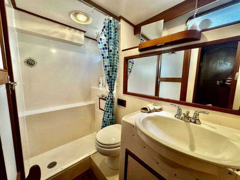 1986 Marine Trader 47 Tradewinds