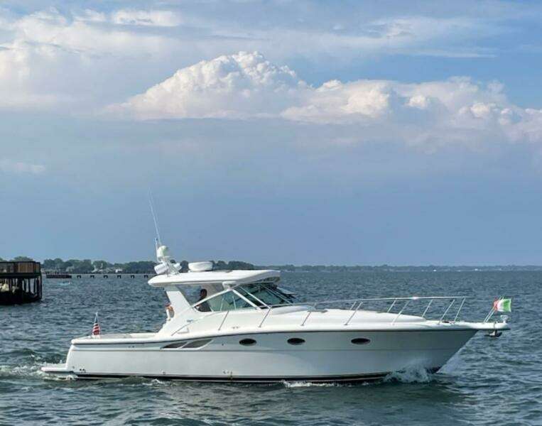 2001 Tiara Yachts 3500 Open
