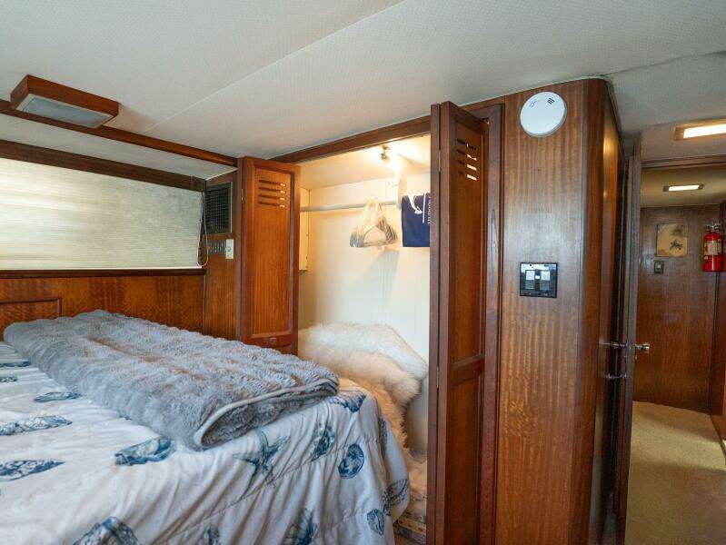 1975 Hatteras 58 Yacht Fisherman