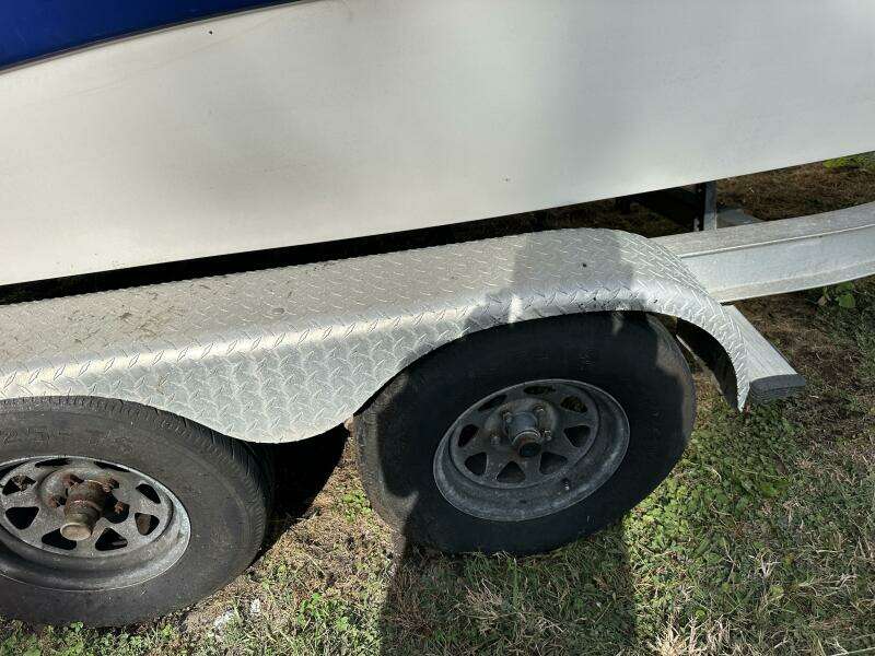 2008 NauticStar 2400 NauticBAY