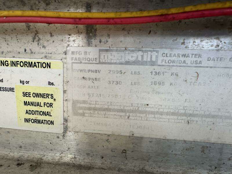 2008 NauticStar 2400 NauticBAY