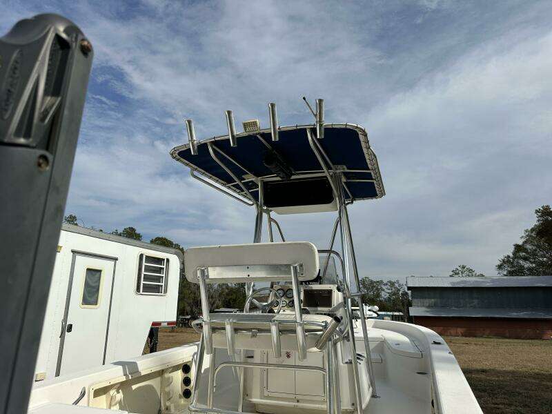 2008 NauticStar 2400 NauticBAY