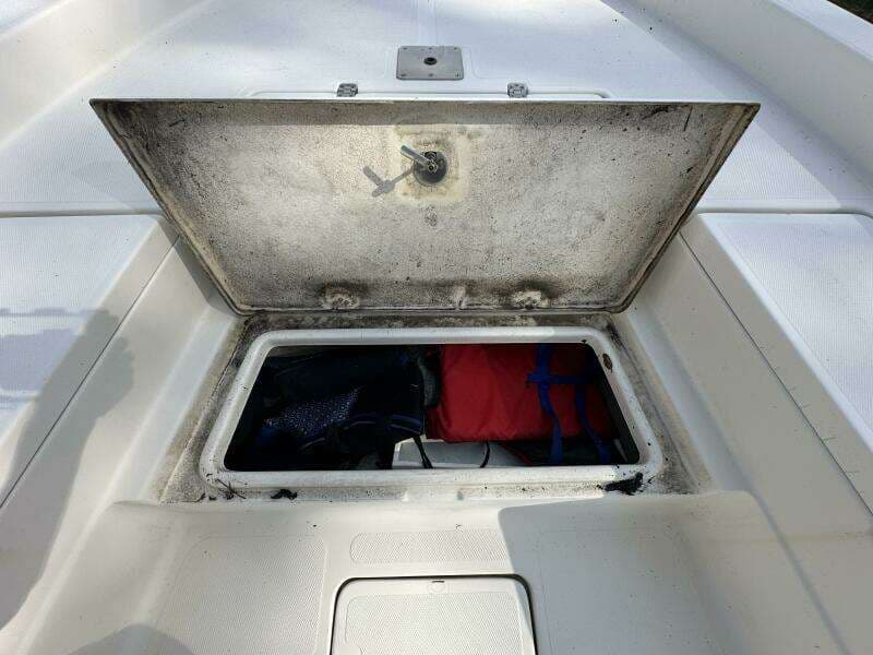 2008 NauticStar 2400 NauticBAY