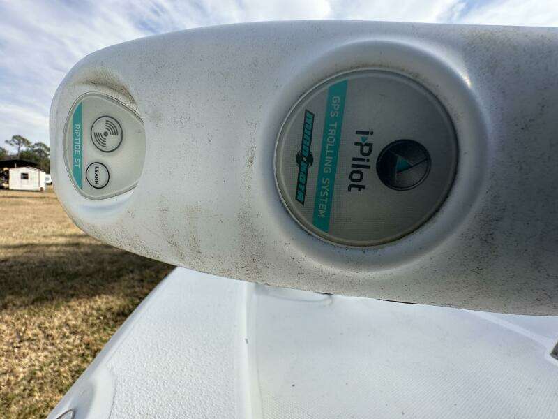 2008 NauticStar 2400 NauticBAY