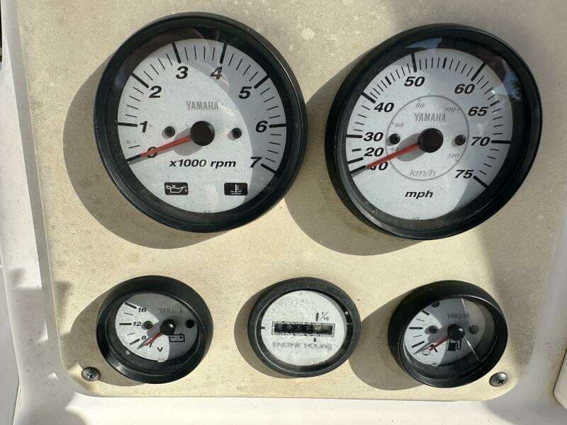 2008 NauticStar 2400 NauticBAY