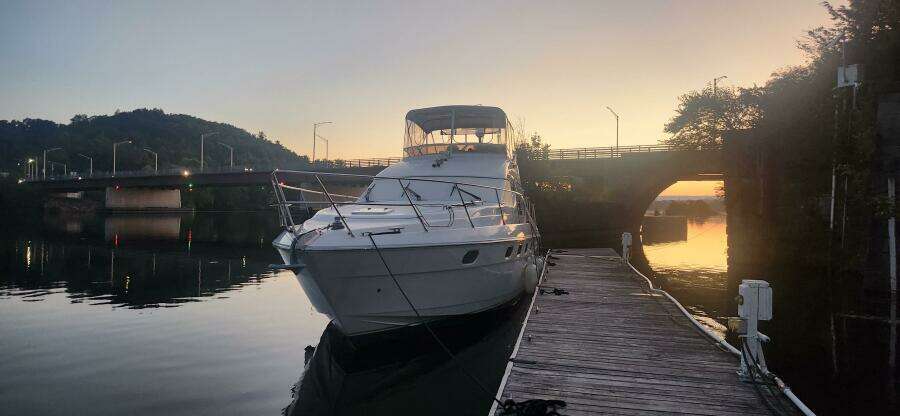 1998 Viking Princess Sport Cruiser