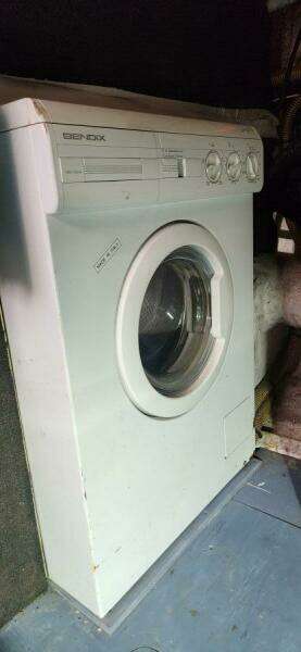 1998 Viking Princess Sport Cruiser