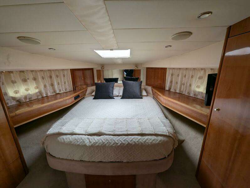 1998 Viking Princess Sport Cruiser