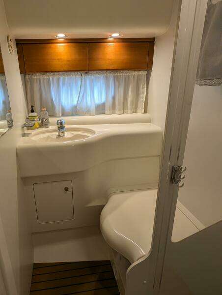 1998 Viking Princess Sport Cruiser