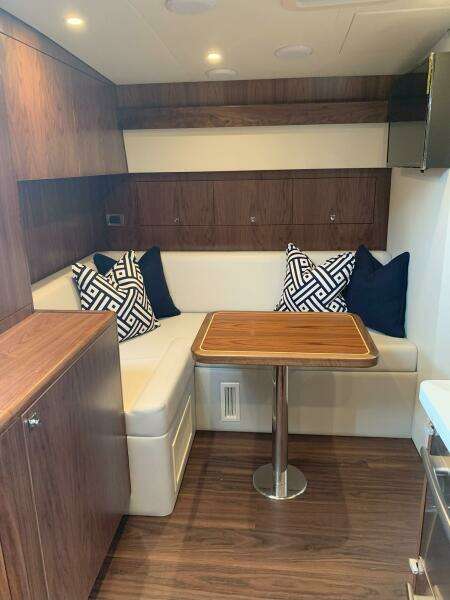 2020 Hatteras GT45 Express