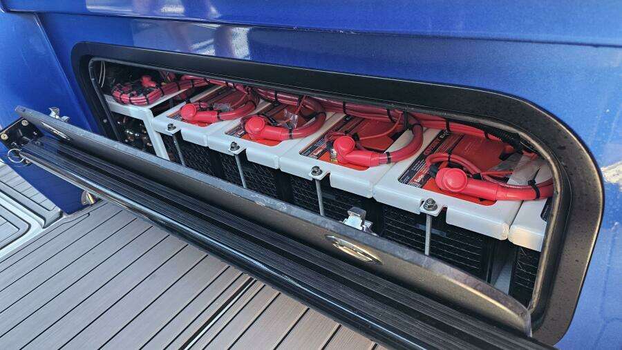 2024 Nor-Tech 390 Sport Center Console