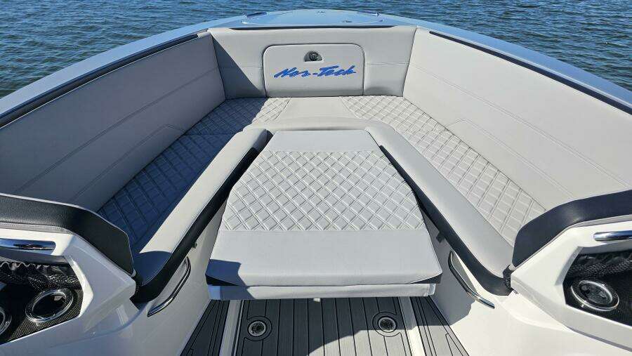 2024 Nor-Tech 390 Sport Center Console