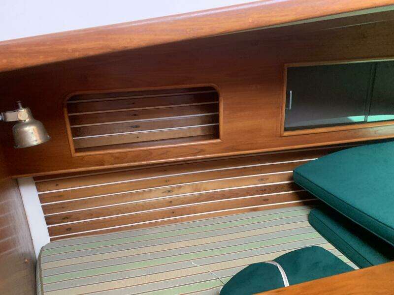 1987 Nonsuch Ultra 30