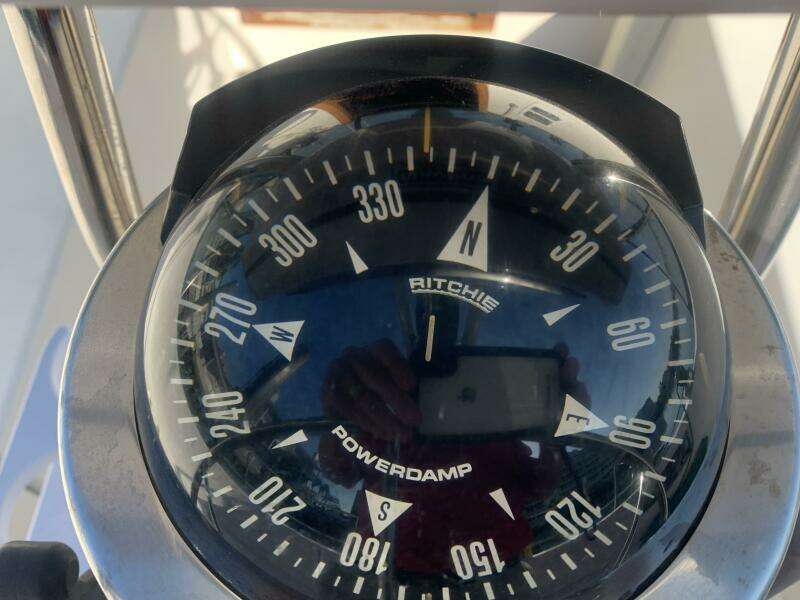 1987 Nonsuch Ultra 30