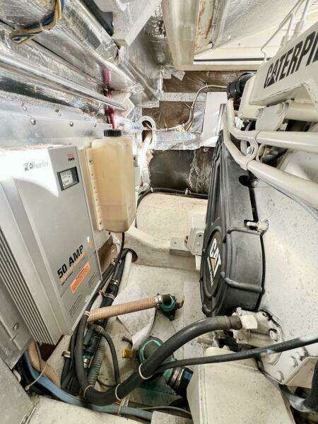 2007 Albemarle 41 Express