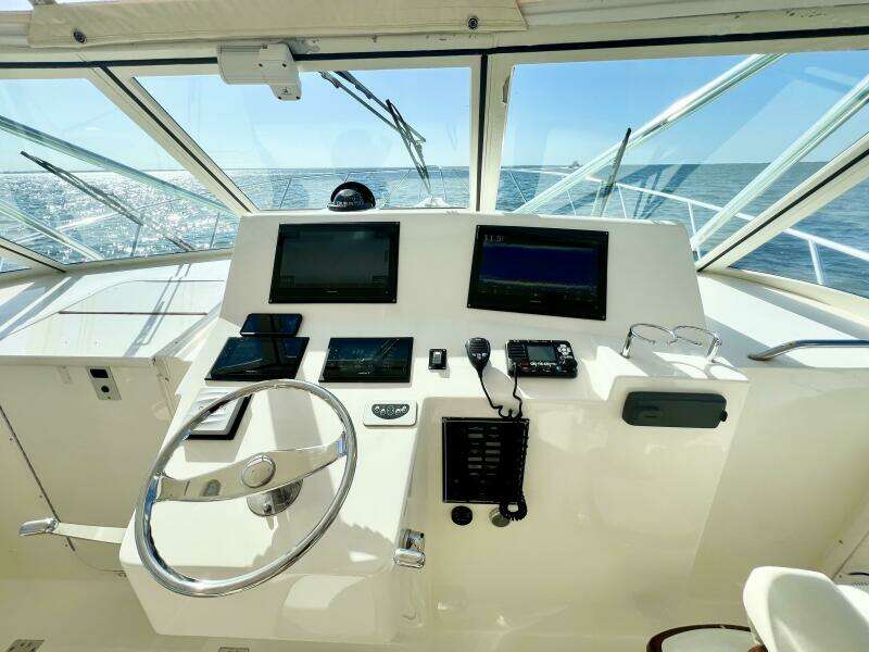 2007 Albemarle 41 Express