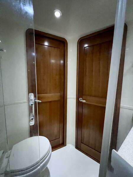 2007 Albemarle 41 Express