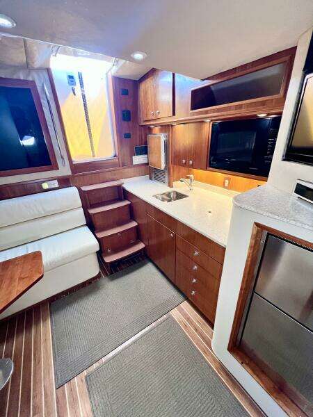 2007 Albemarle 41 Express